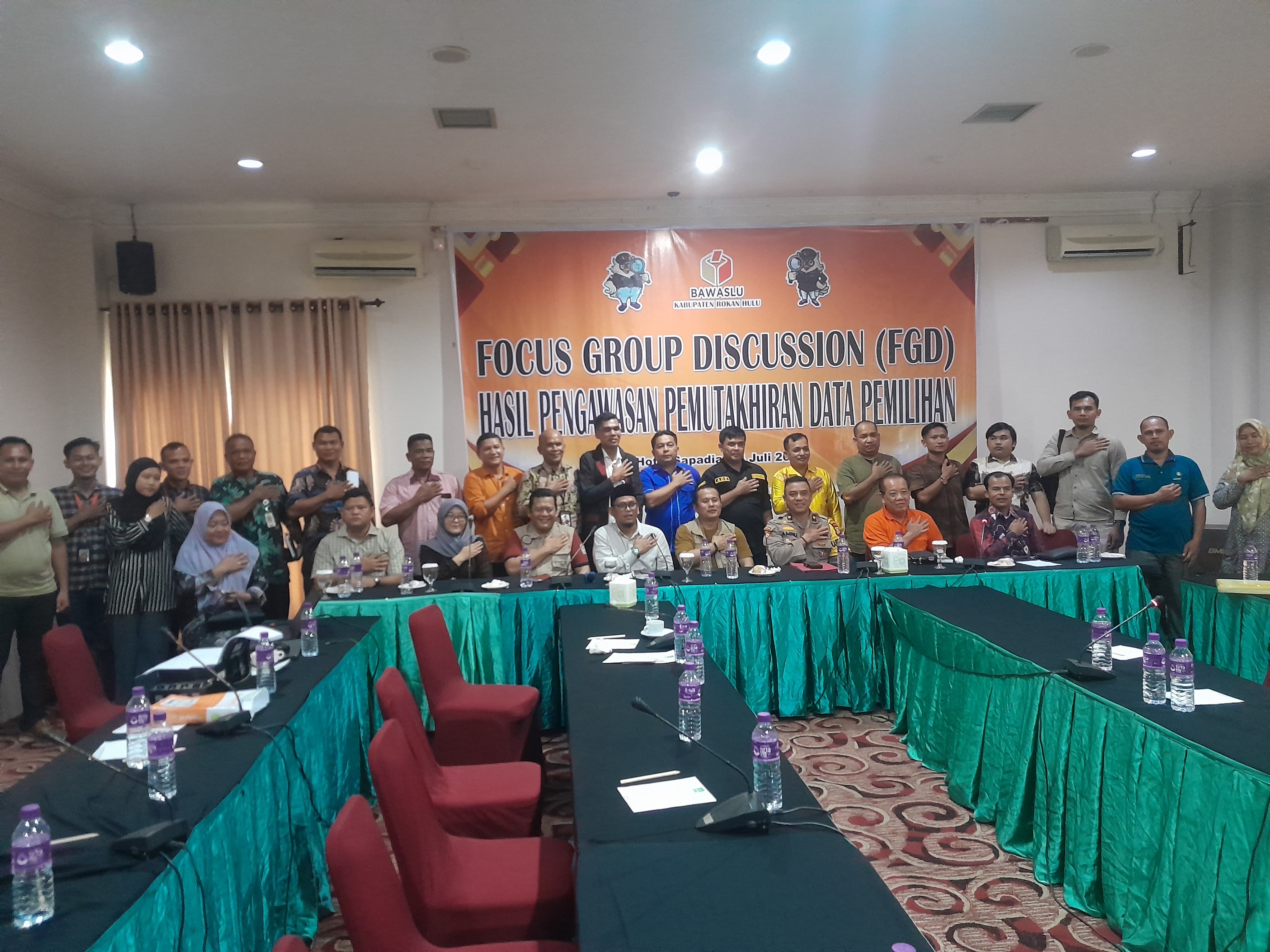 Menjelang PSU, Bawaslu Rohul gelar FGD Persiapan Pengawasan