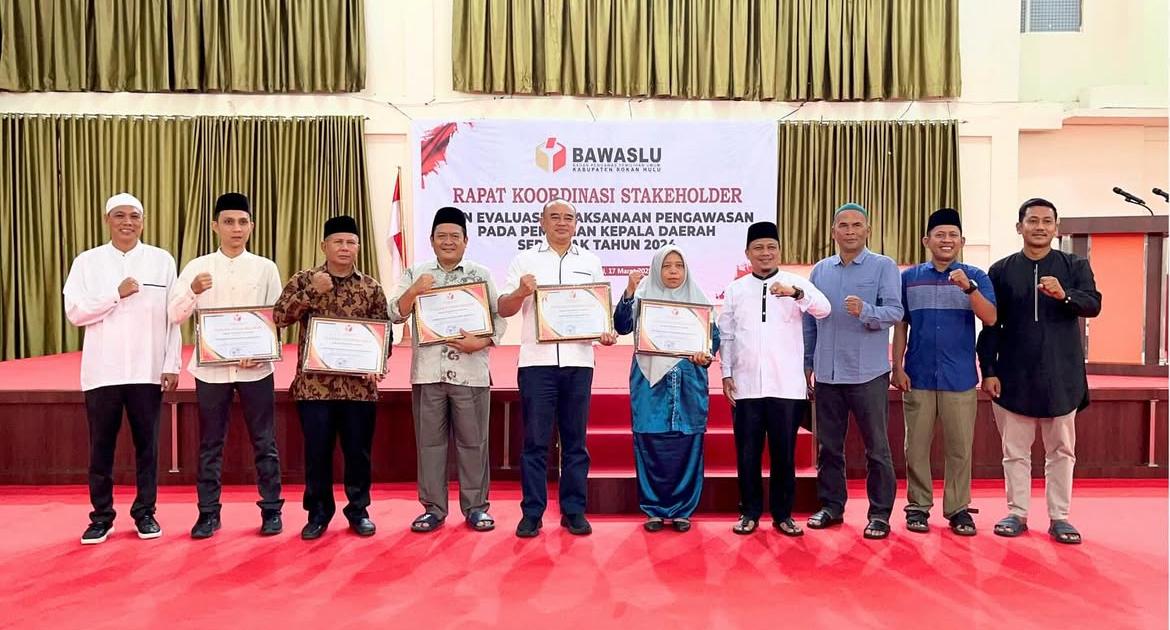 Rapat Koordinasi Stakeholder dan Evaluasi Pelaksanaan Pengawasan Pilkada