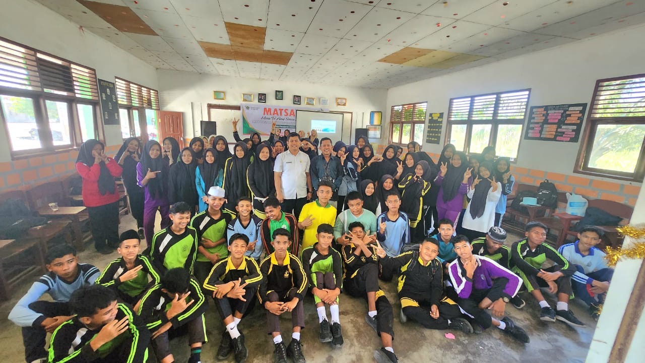 Bawaslu Goes to School di MA Swasta Kepenuhan