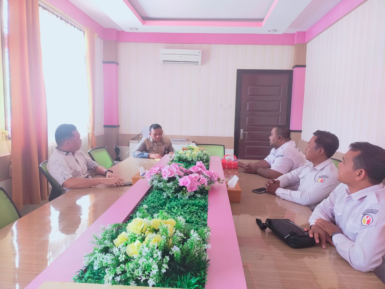 Kunjungan ke Universitas Rokania