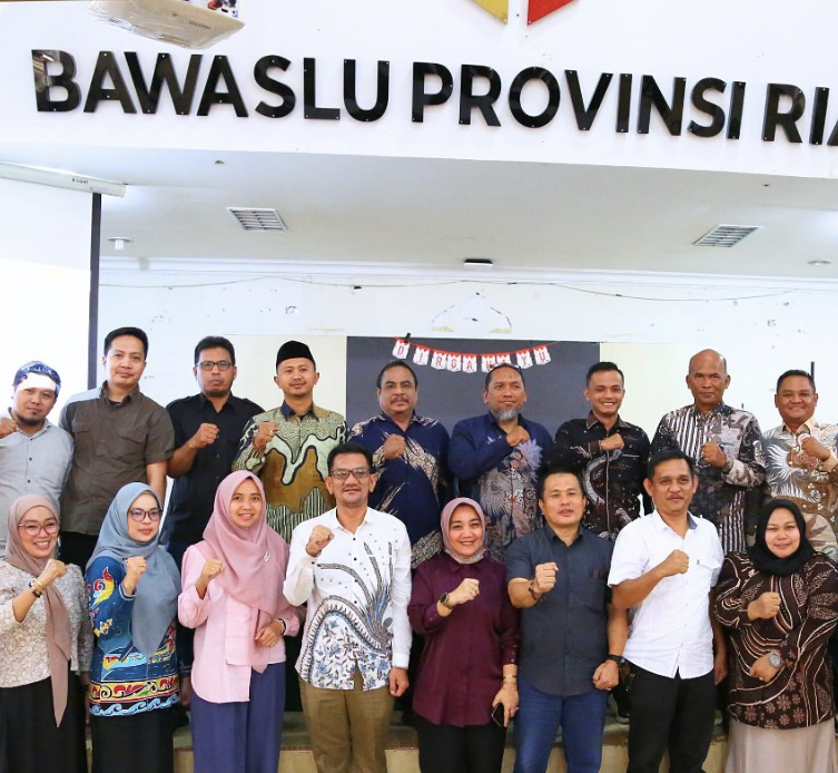 Evaluasi Kinerja Kehumasan