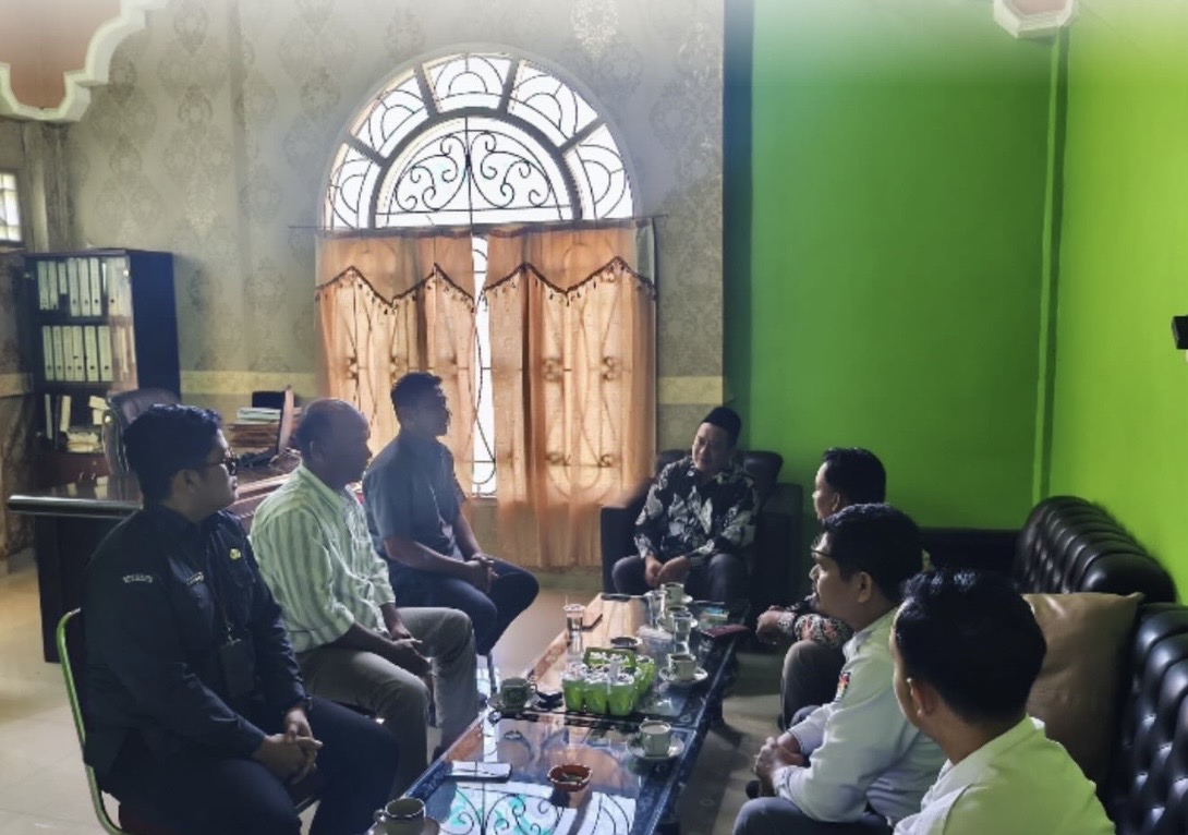Kunjungan KPU Rohul terkait Pemutakhiran Data Parpol