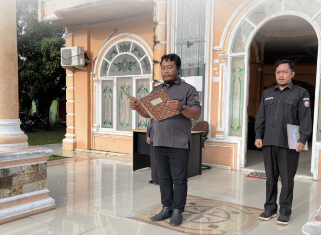 Apel dan Rapat Rutin