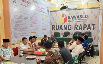 Audiensi Koalisi Rohul Bahagia Lahir Batin di Kantor Bawaslu Rohul, Senin (05/08/2024)