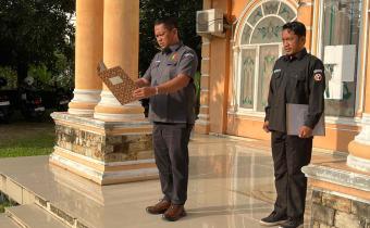 Apel dan Rapat Rutin Senin, (27/4/2026).