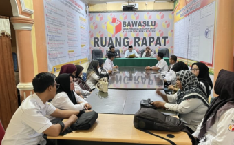Kasek Bawaslu Riau Monitoring ke Bawaslu Rohul