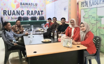 Bawaslu Rohul Audiensi Bersama GMNI Rohul